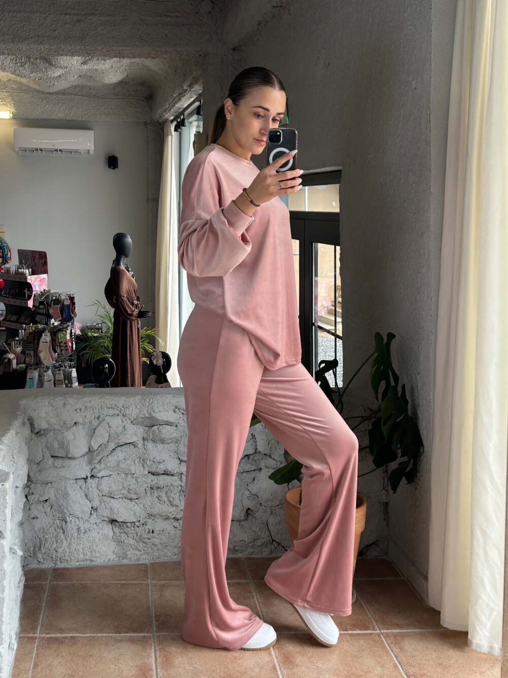 vel dusty pink 4