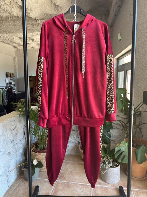 Σετ Φόρμες Μπορντό Βελουτέ Plus Size Με Ζακέτα Και Animal Print