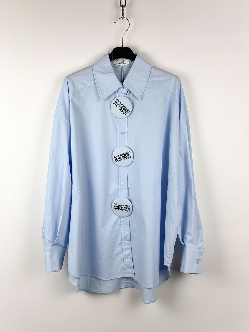 a galazio poukamiso oversized konk