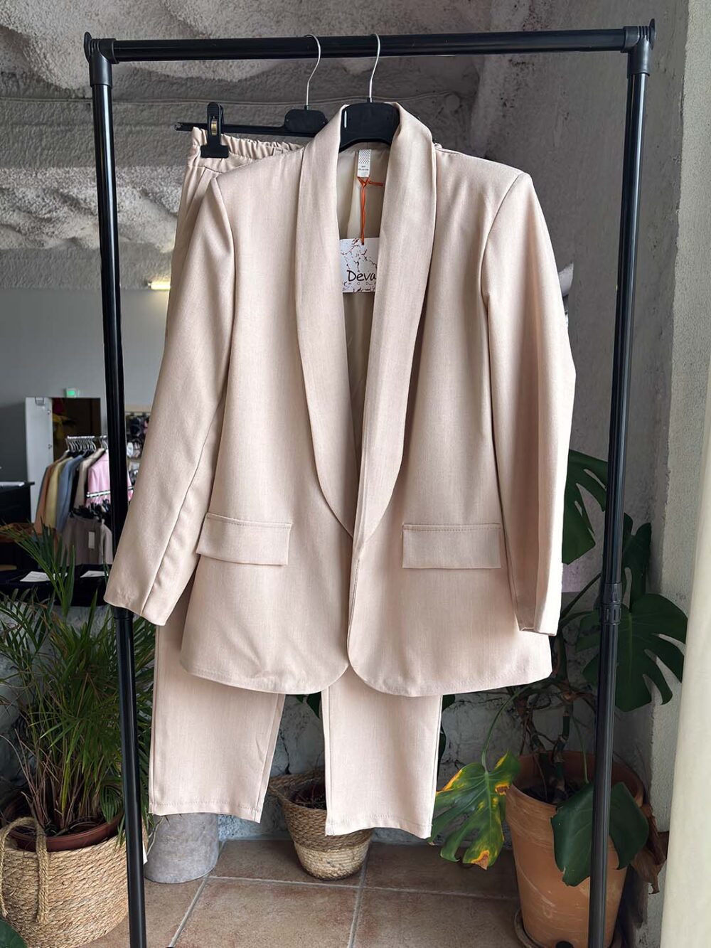 a mpez lostoumi me panteloni 1 a mpez lostoumi me panteloni 1