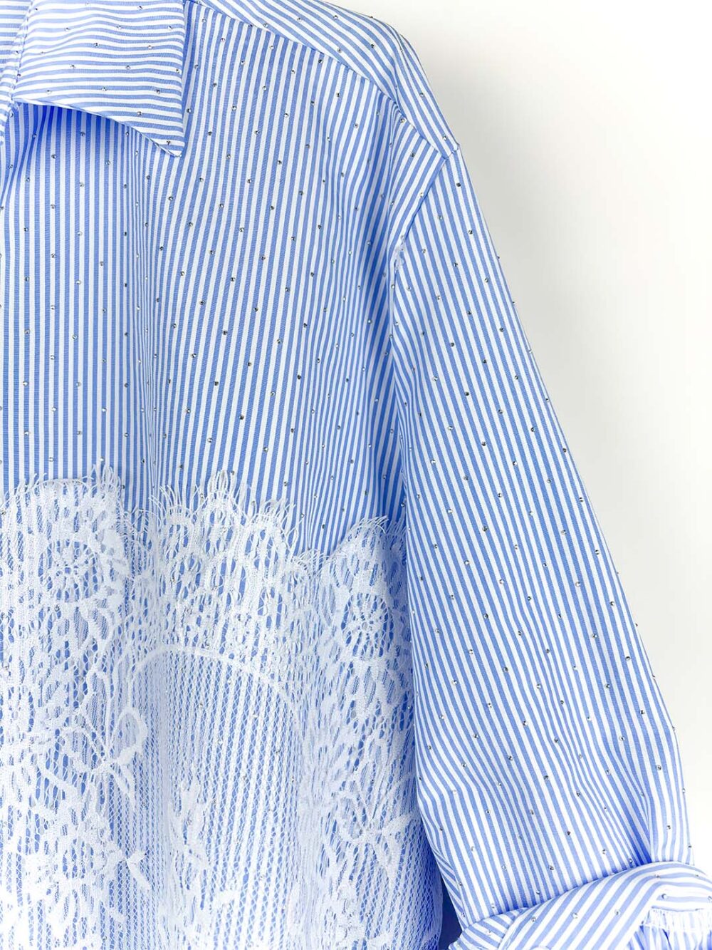 b galazia poukamisa me strass kai dantela 2