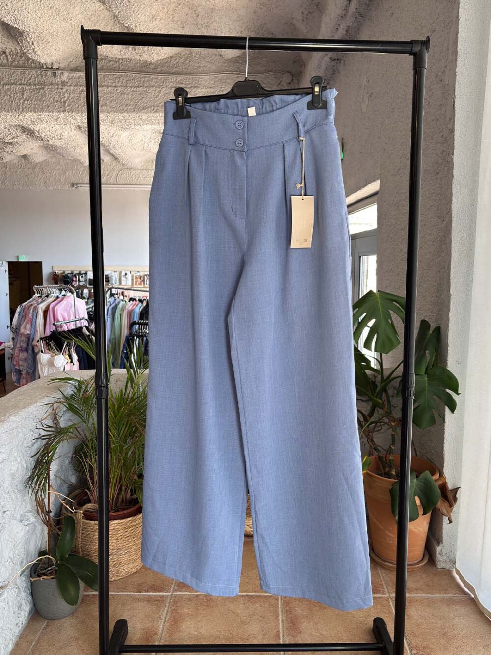 a aeroporias kostoumi 2