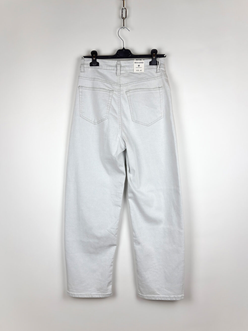 a plus size off white 2