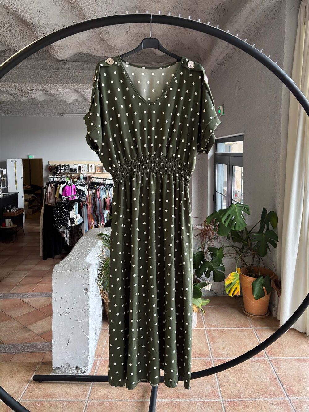 a xaki forema poua kr 1 a xaki forema poua kr 1