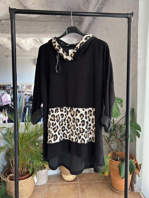 Animal Touch Plus Size Hoodie Μπλούζα