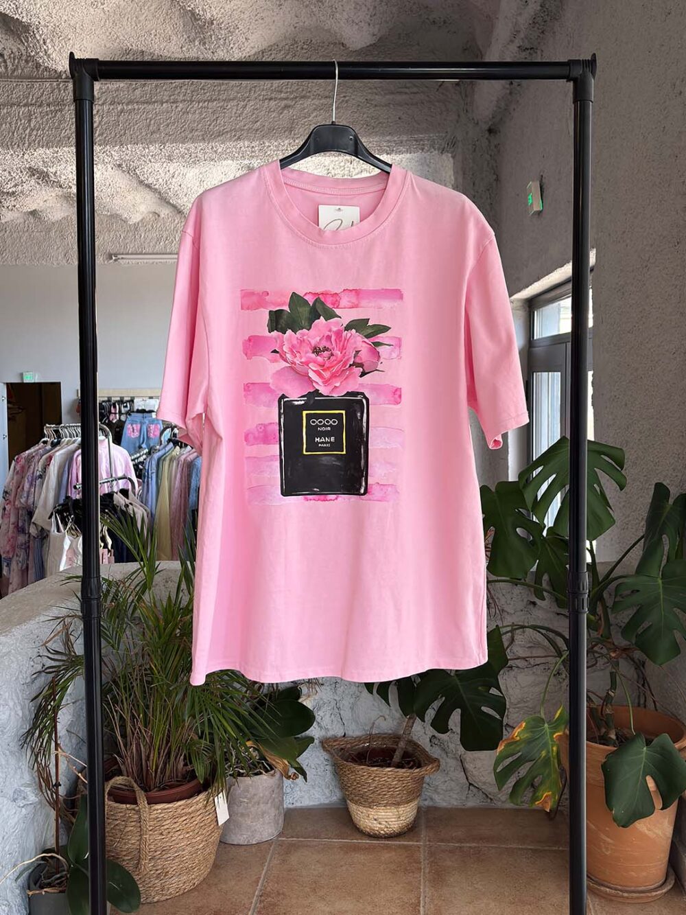 c roz tshirt triantafilo