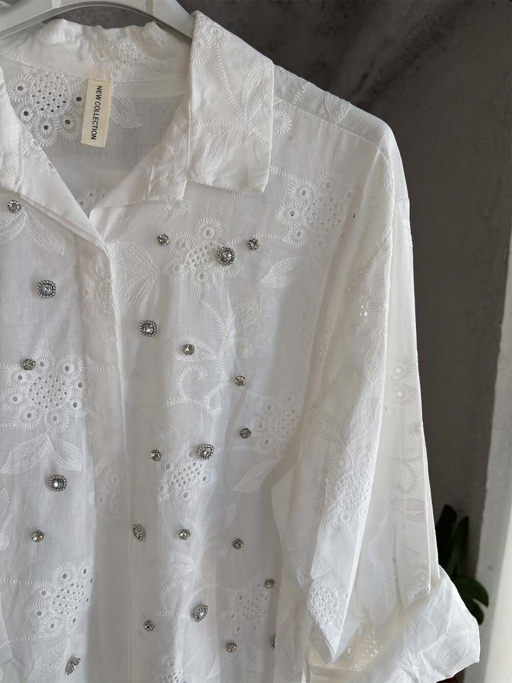 j poukamiso leuko me strass 2