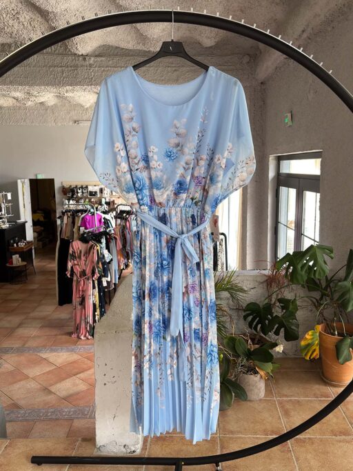 Plus Size Flow Chic Floral Midi Φόρεμα