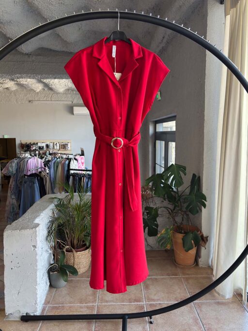 Midi Φόρεμα με Ζώνη “Scarlet Elegance”
