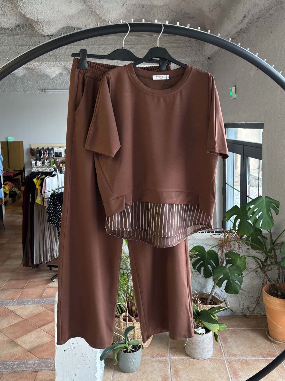 a chocola set me pouk