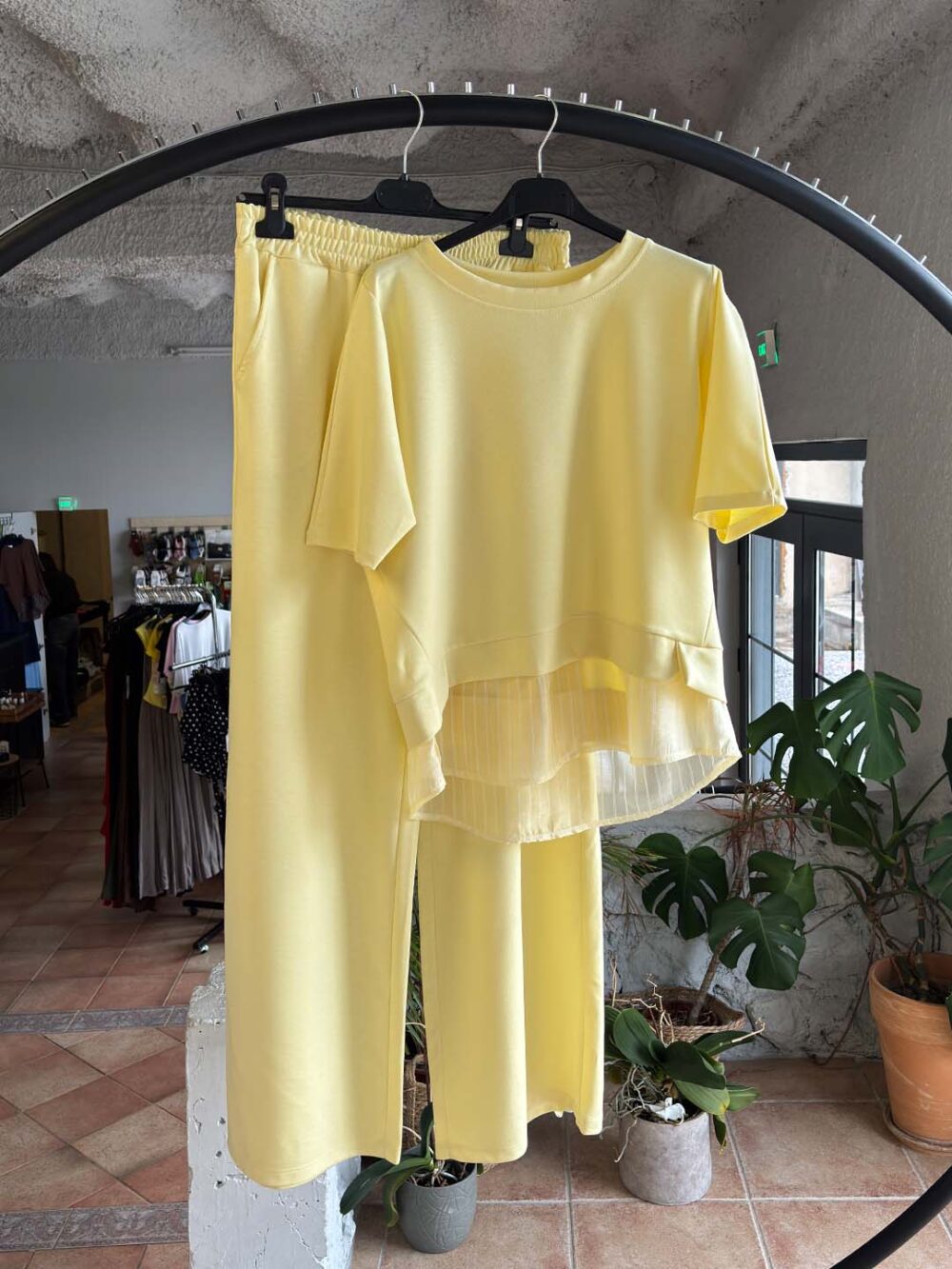 a kitrino set baby fouter me pouk