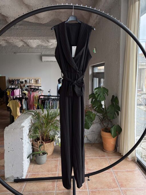 Ολόσωμη Ριγέ Φόρμα Κρουαζέ Με Ζώνη