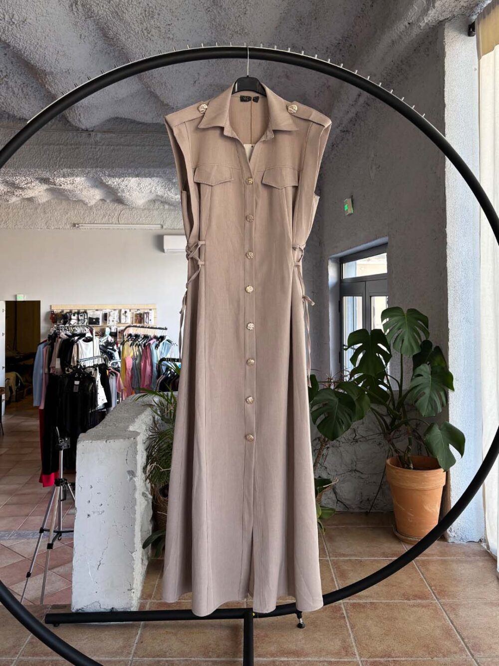 a pourou amaniko forema me des 1