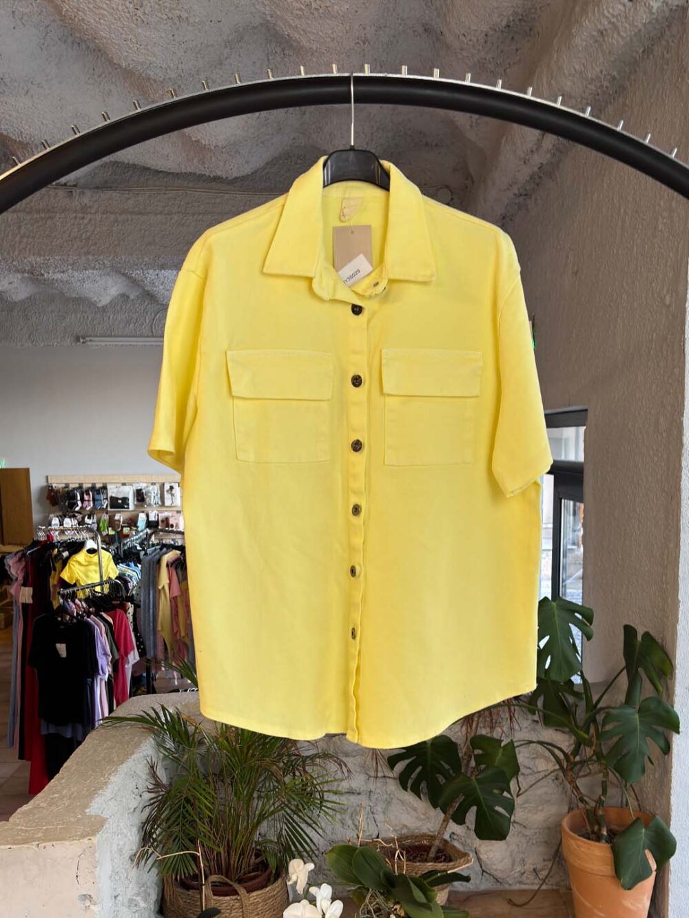 b kitrino panofori poukamiso