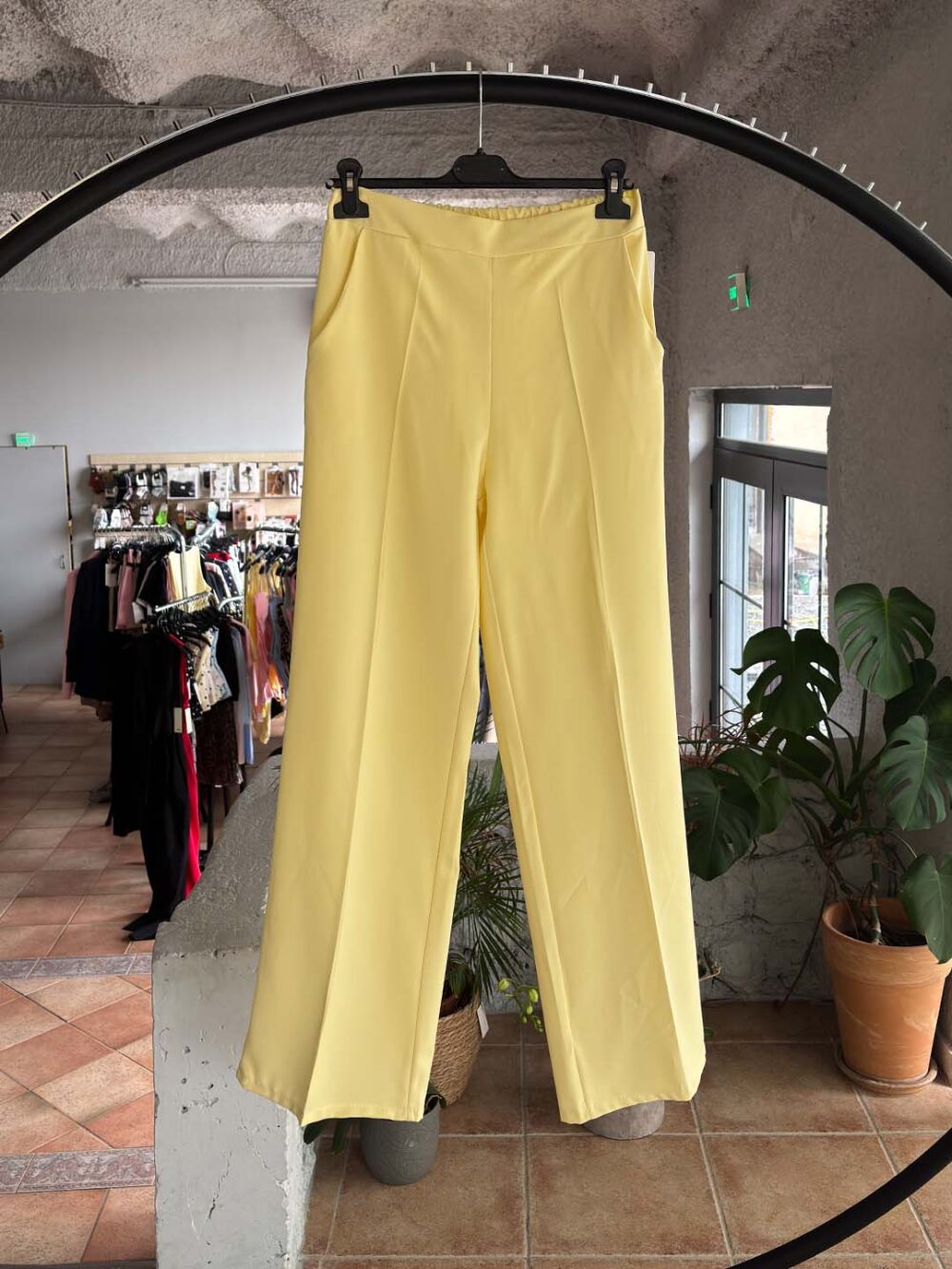 f kitrino kostoumi pte 2