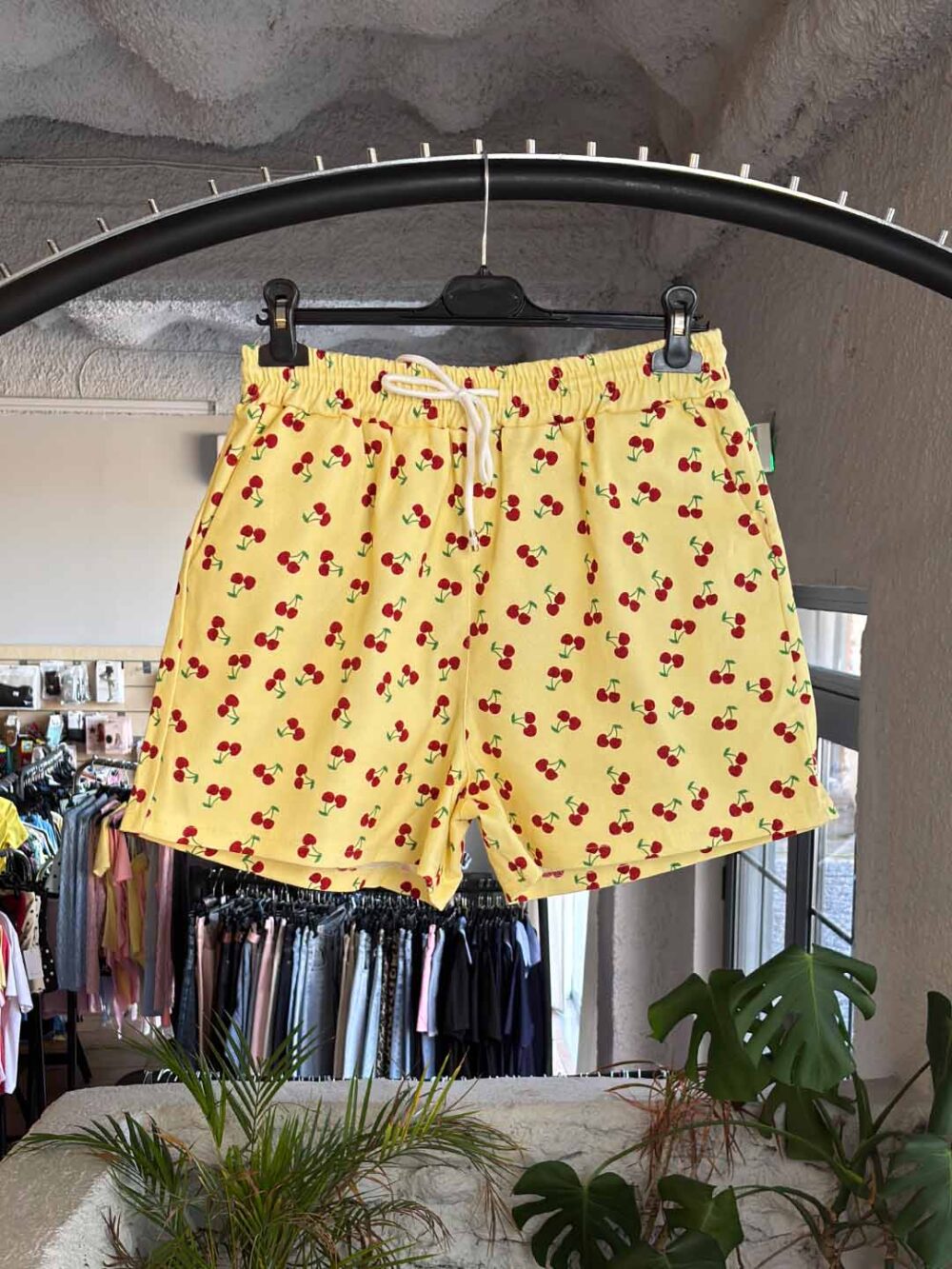 g kitrino shorts kerasakia