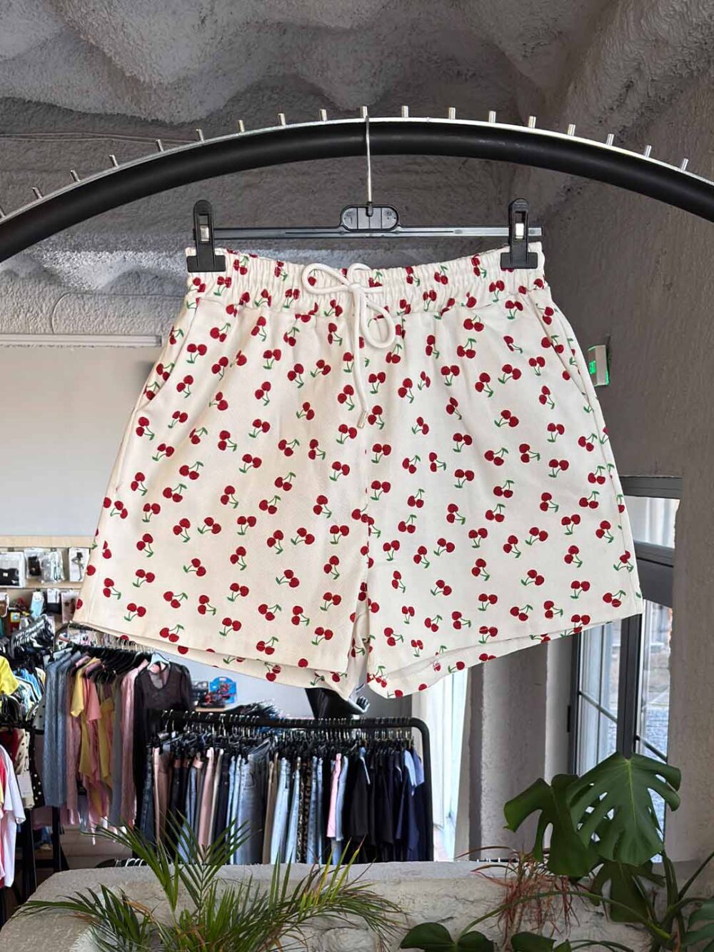 g leuko shorts kerasakia