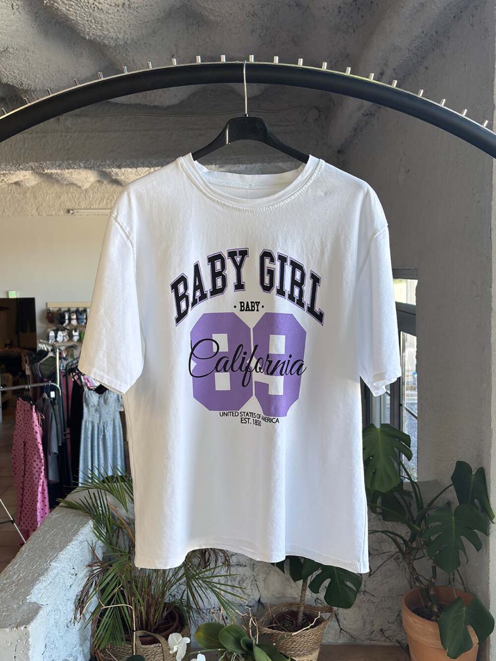 a leuko oversized baby girl a leuko oversized baby girl