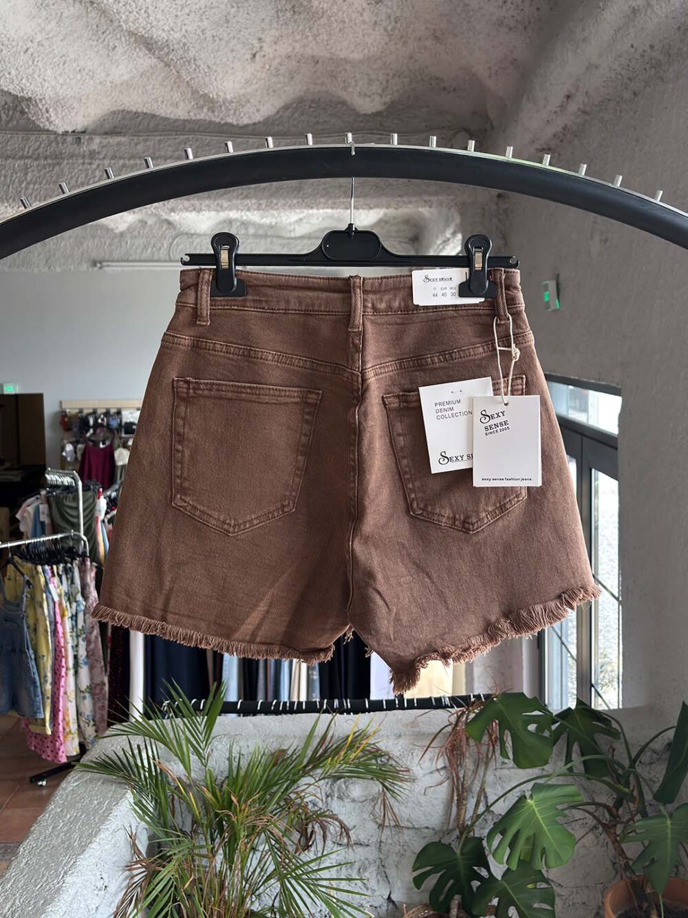 d chocola shorst 2