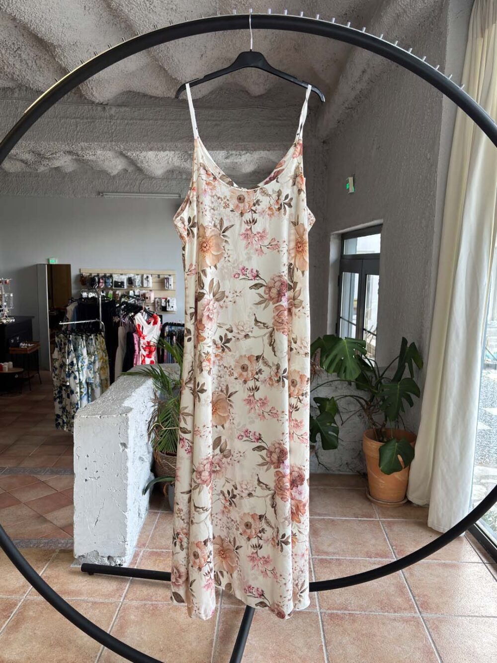 h cream floral rantaki