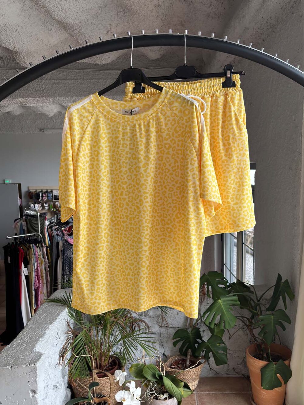 r kitrino set animal print