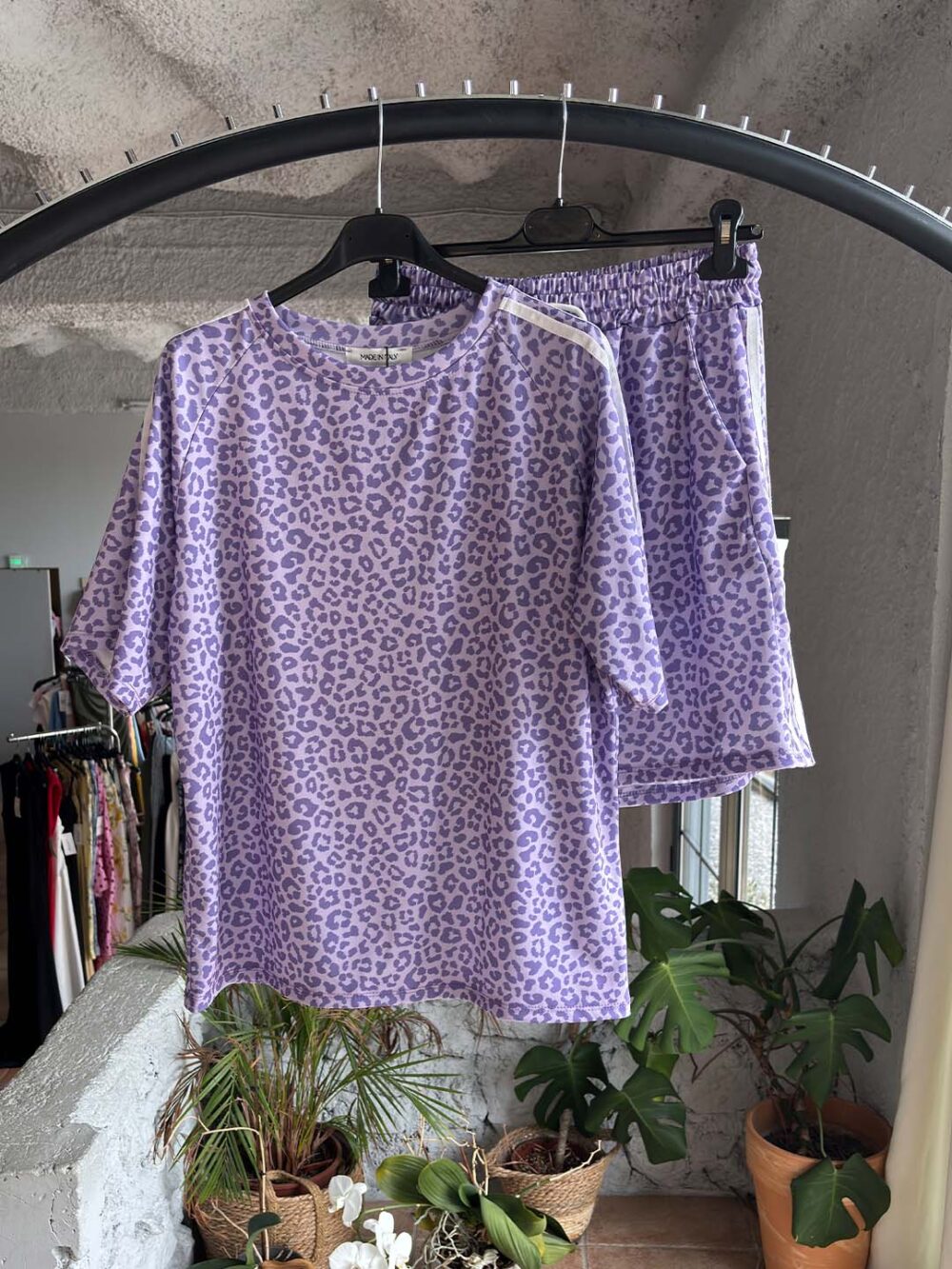 r lila set animal print