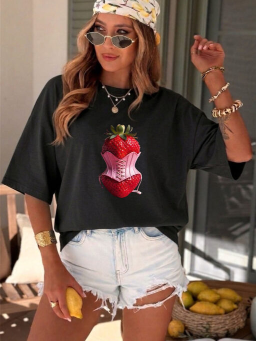 Oversized T-shirt “Strawberry Corset”
