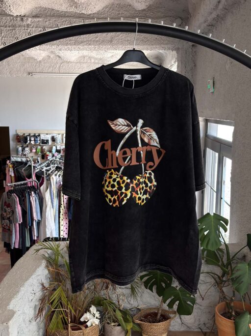 Oversized T-Shirt Cherry Animal Print
