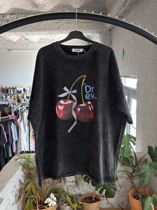 Oversized T-Shirt Cherry Mineral Wash