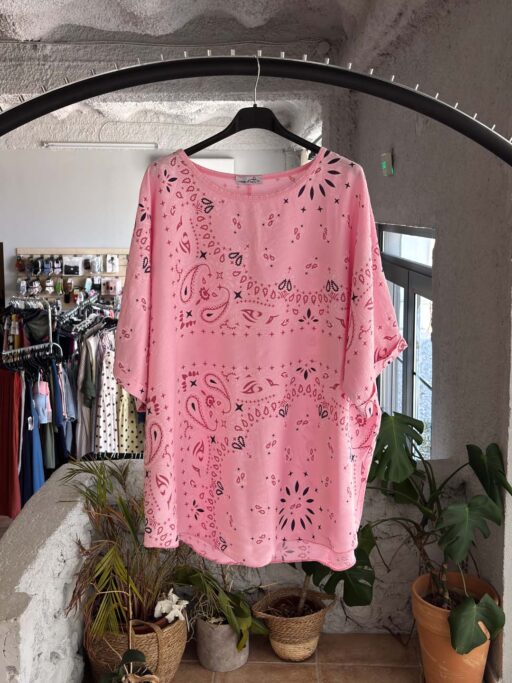 Plus Size Μπλούζα Με Bandana Print