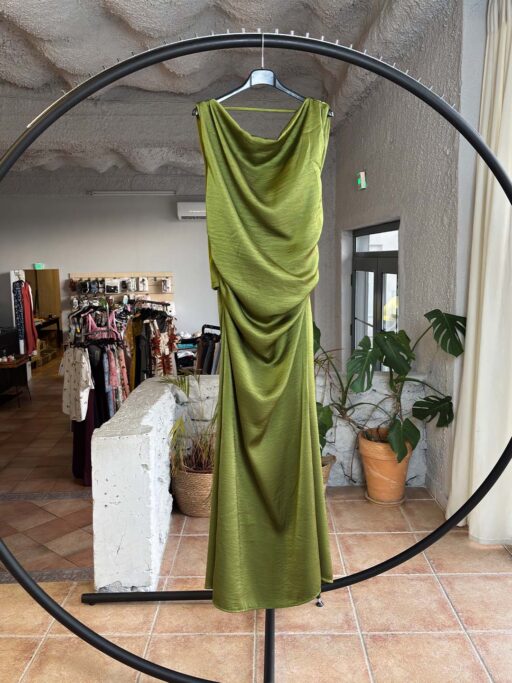 Maxi Satin Φόρεμα Με Ντραπέ Λεπτομέρειες