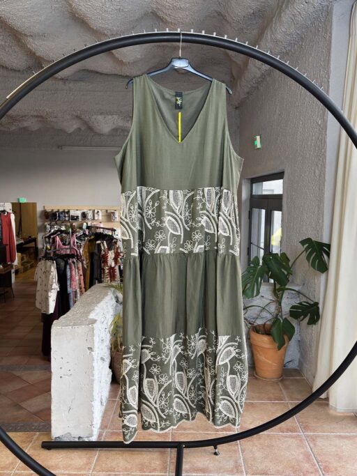 Plus Size Midi Φόρεμα Με Κέντημα