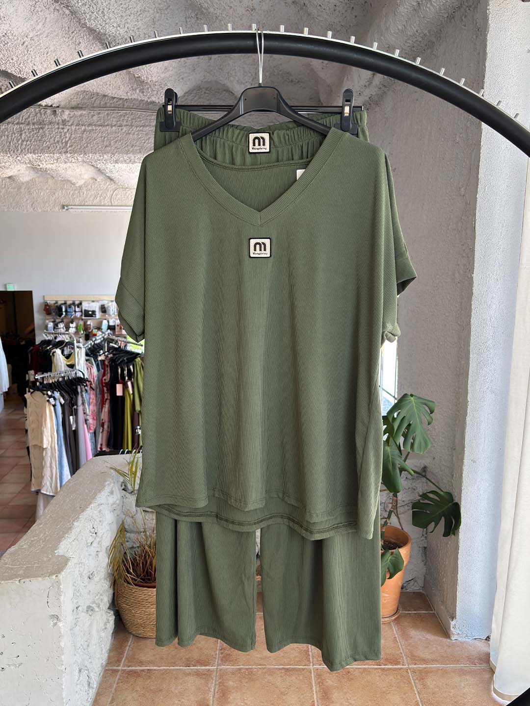 q xaki plus size rip set