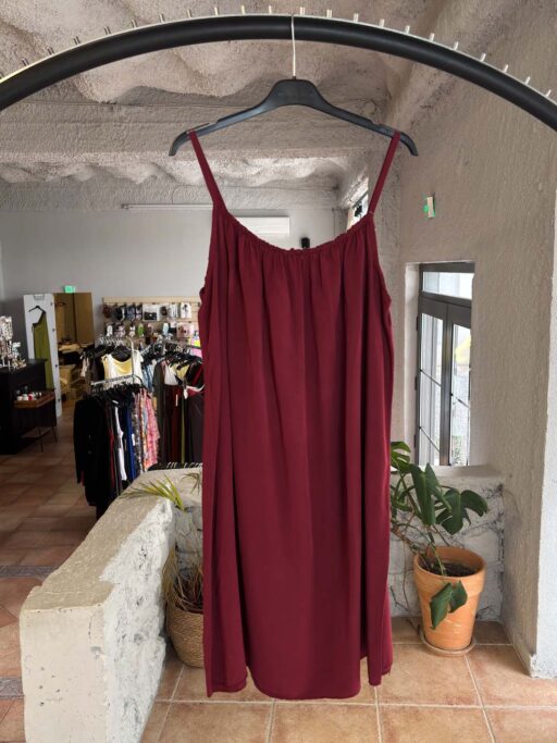 Plus Size Κοντό Αέρινο Viscose Φόρεμα με Λεπτές Τιράντες