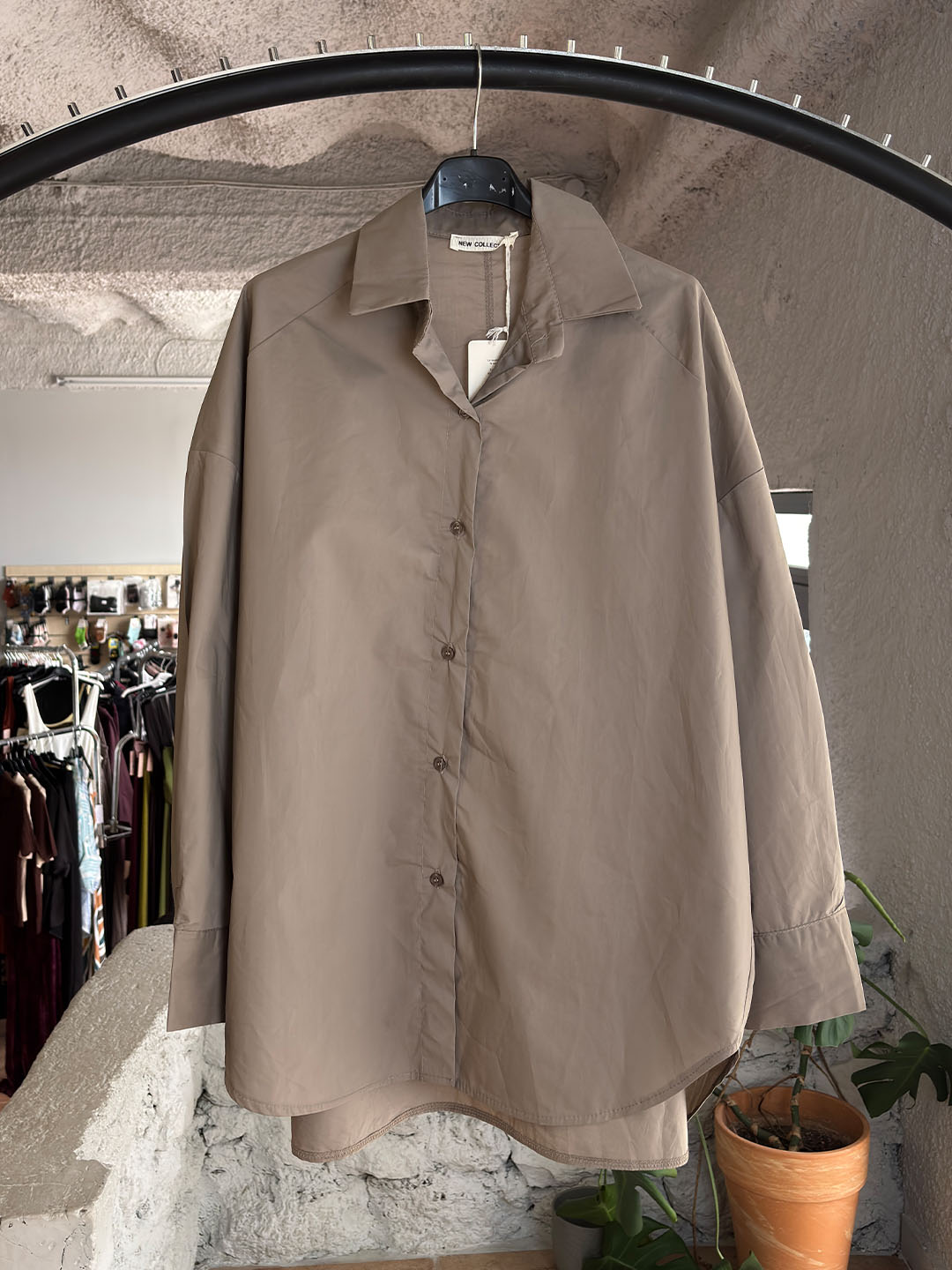 a pourou oversized poukamiso