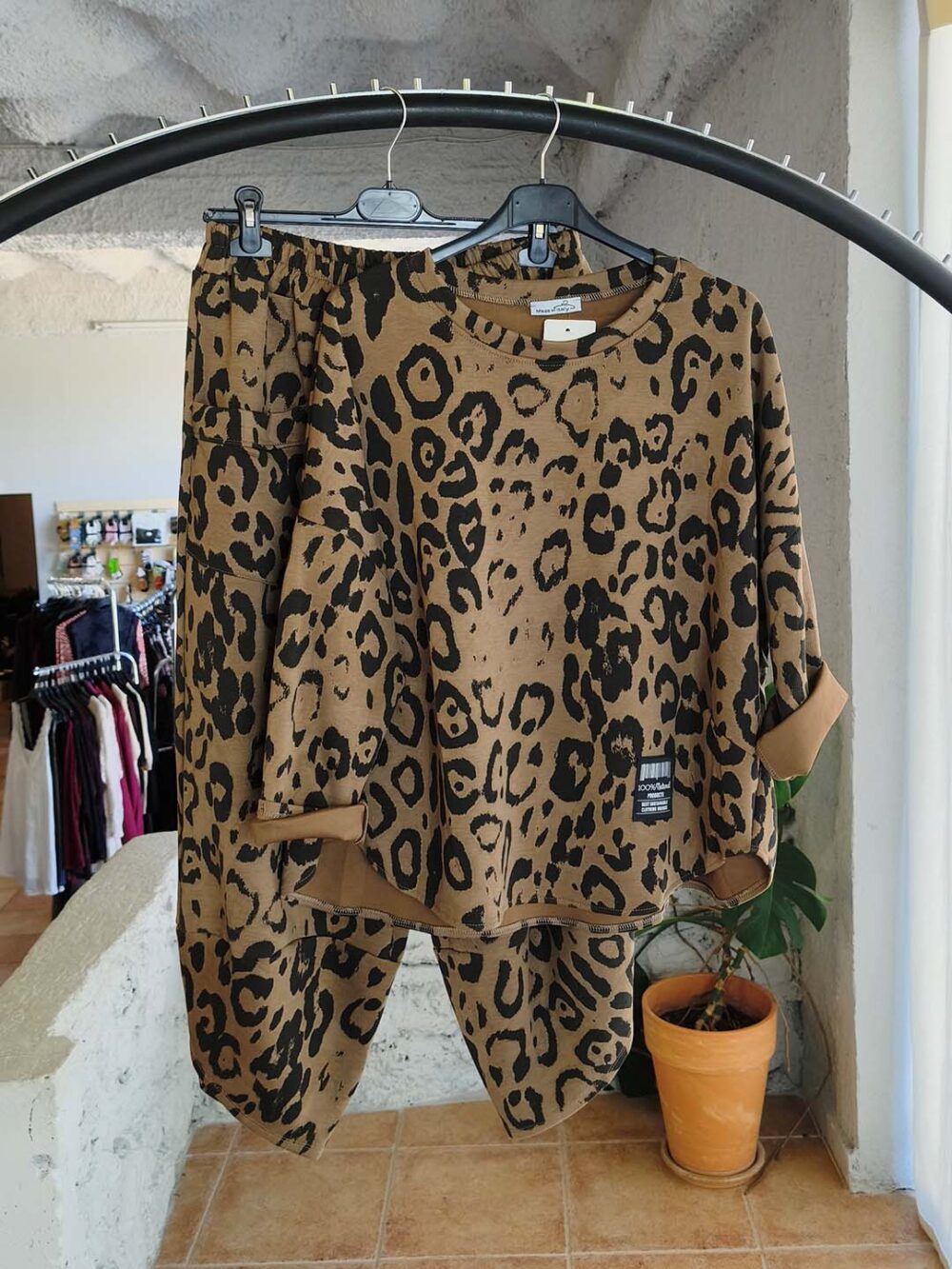 a camilo set animal print 1