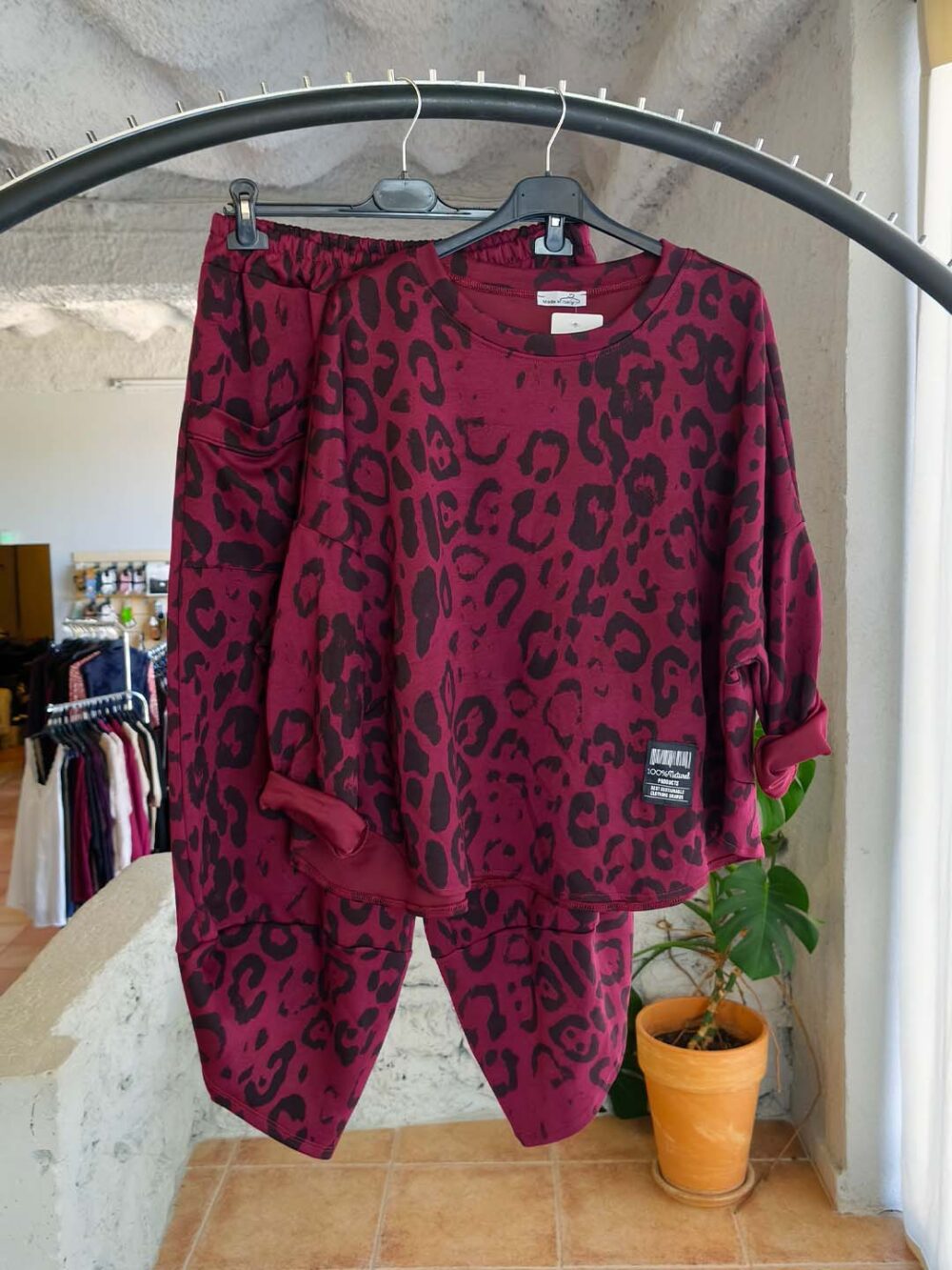 a mpornto set animal print 1