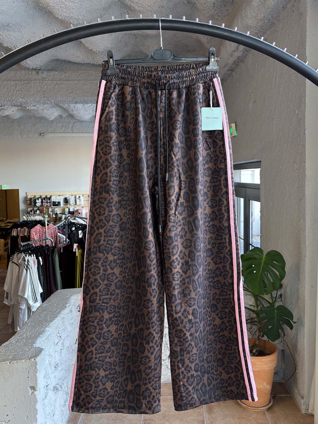 b roz riga leopard print forma